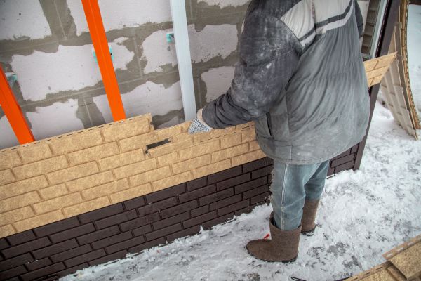 Veneer Siding Installation in Waterloo