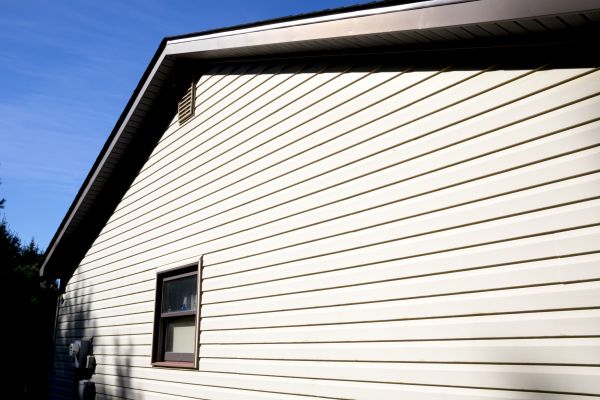 Dutch Lap Siding Installation in Waterloo