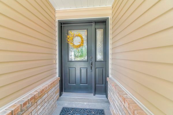 Siding Panel Repair in Waterloo