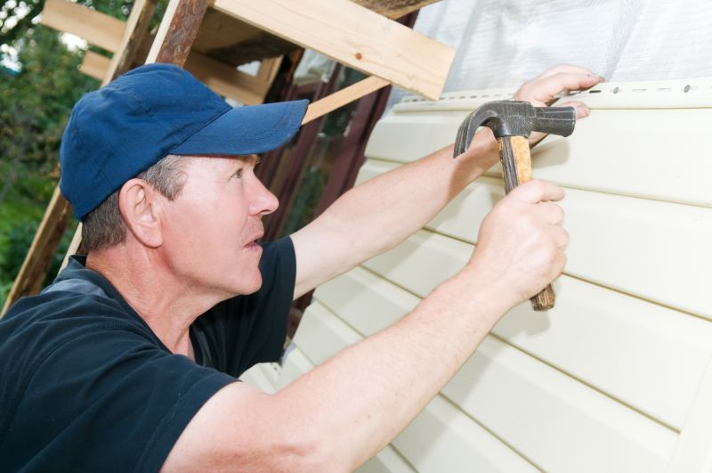 Choosing the Right Time for Siding Work